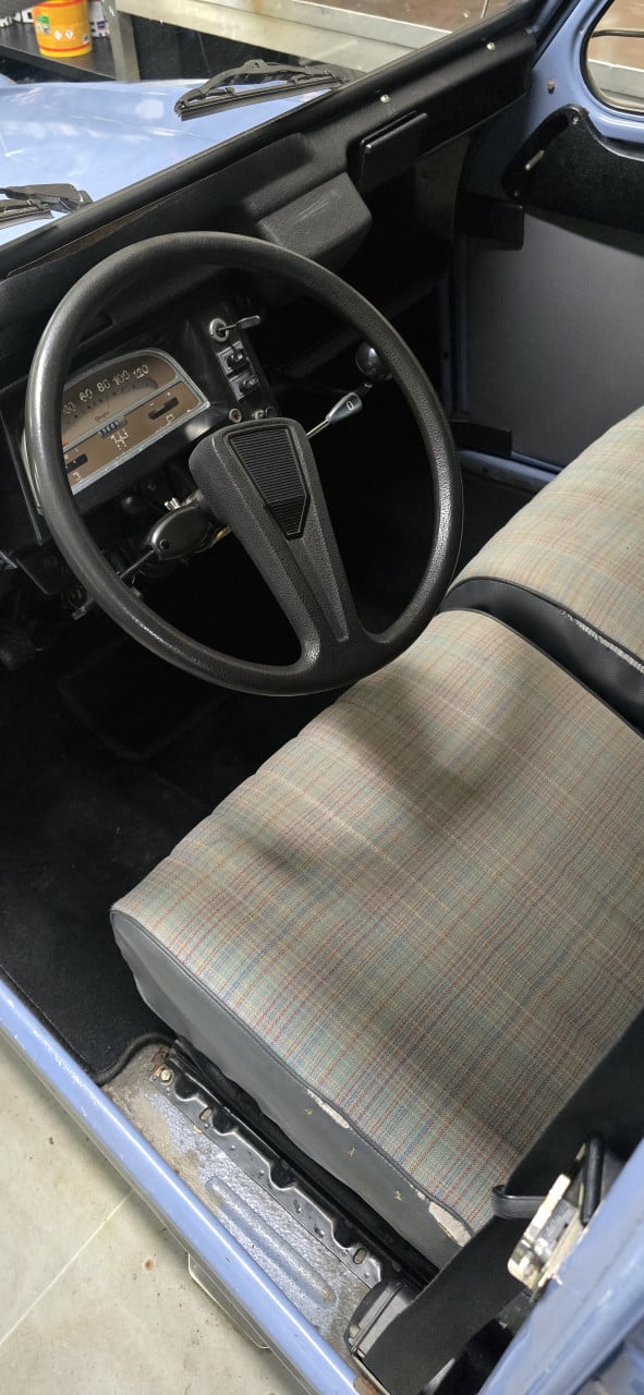 Citroën 2CV6 Club – 1989 – Mooie blauwe klassieker (APK t/m 07/2026)