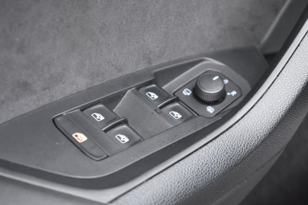 Skoda Kodiaq 1.5 tsi sportline | trekhaak | camera | nap | adapt. cruise co