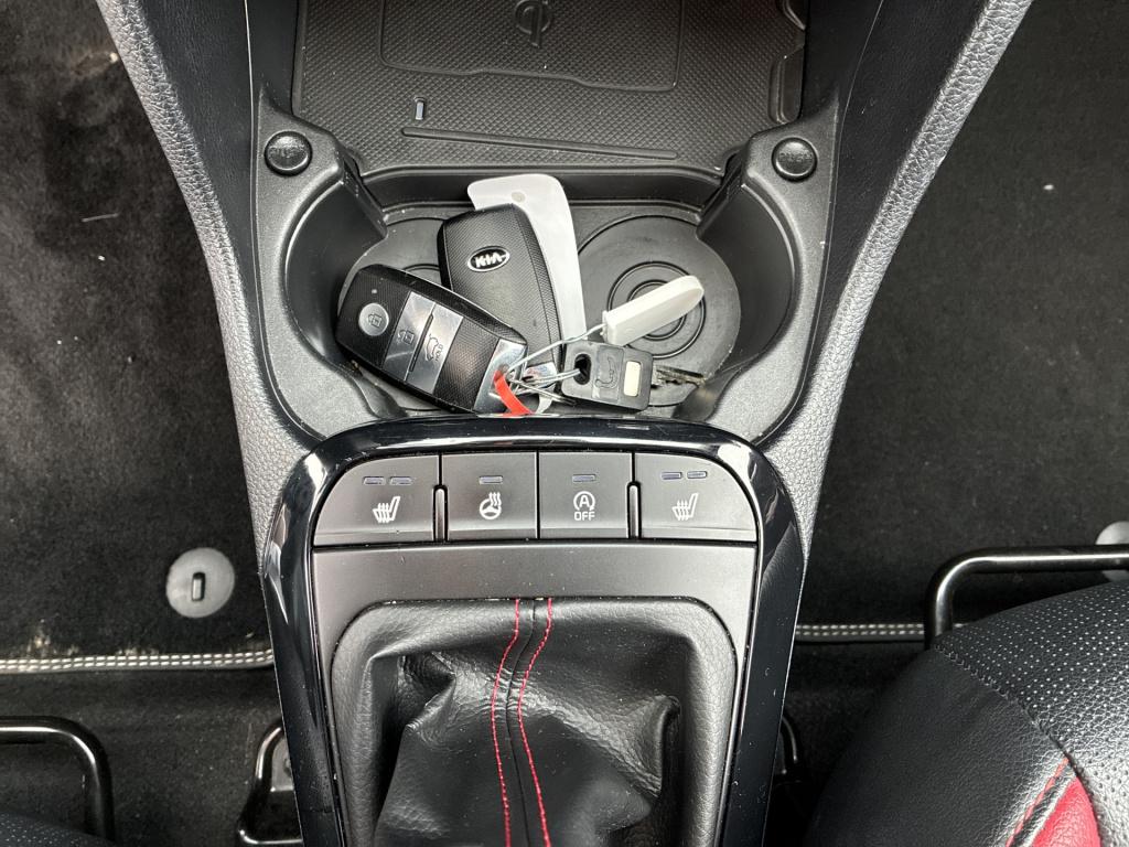 Kia Picanto 1.0 t-gdi gt-line | trekhaak | stoel/stuurverwarming | leder