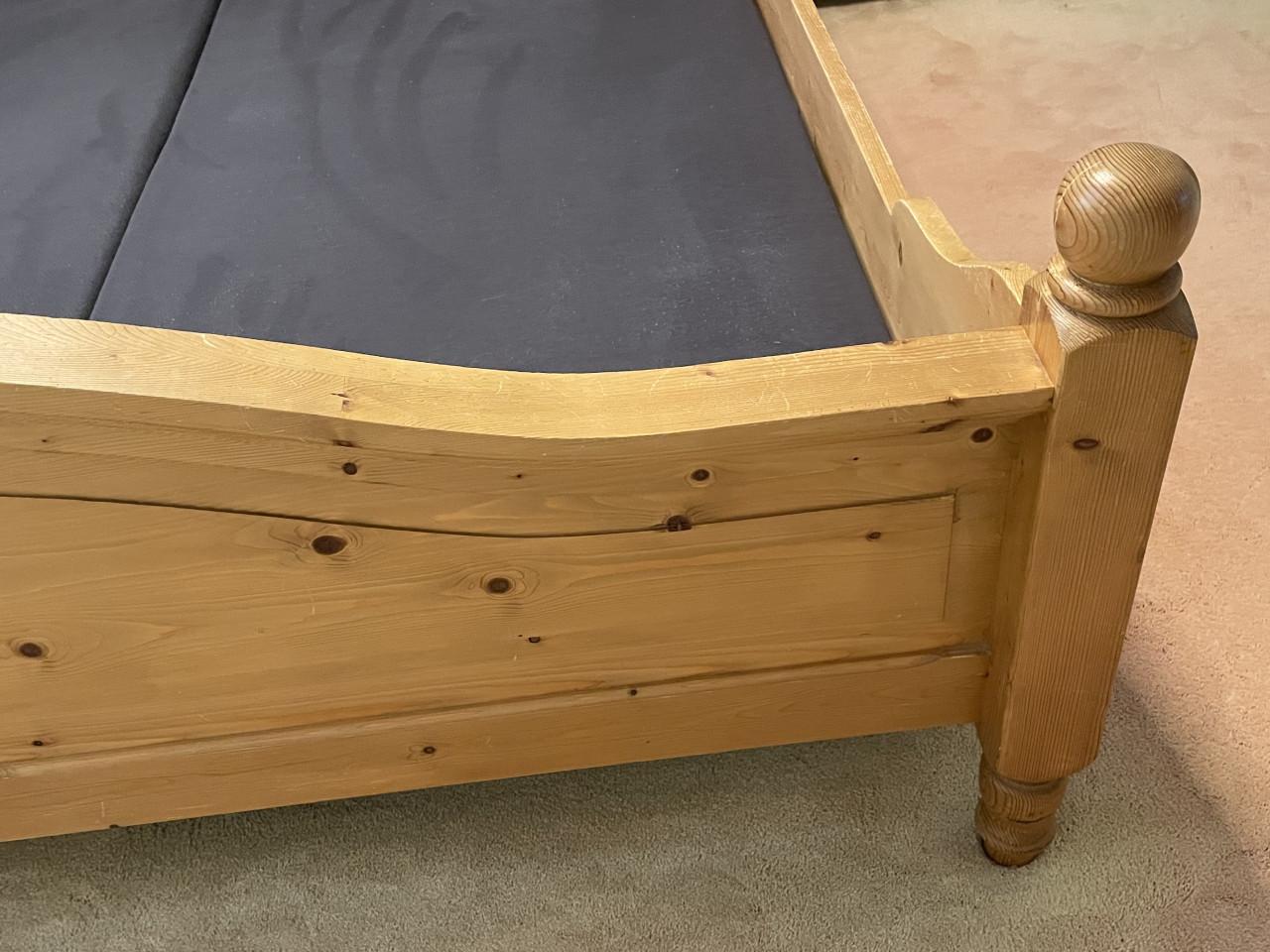 Grenen ledikant, 2 p, voor boxspring 2 * 180*220 cm, vintage, GRATIS