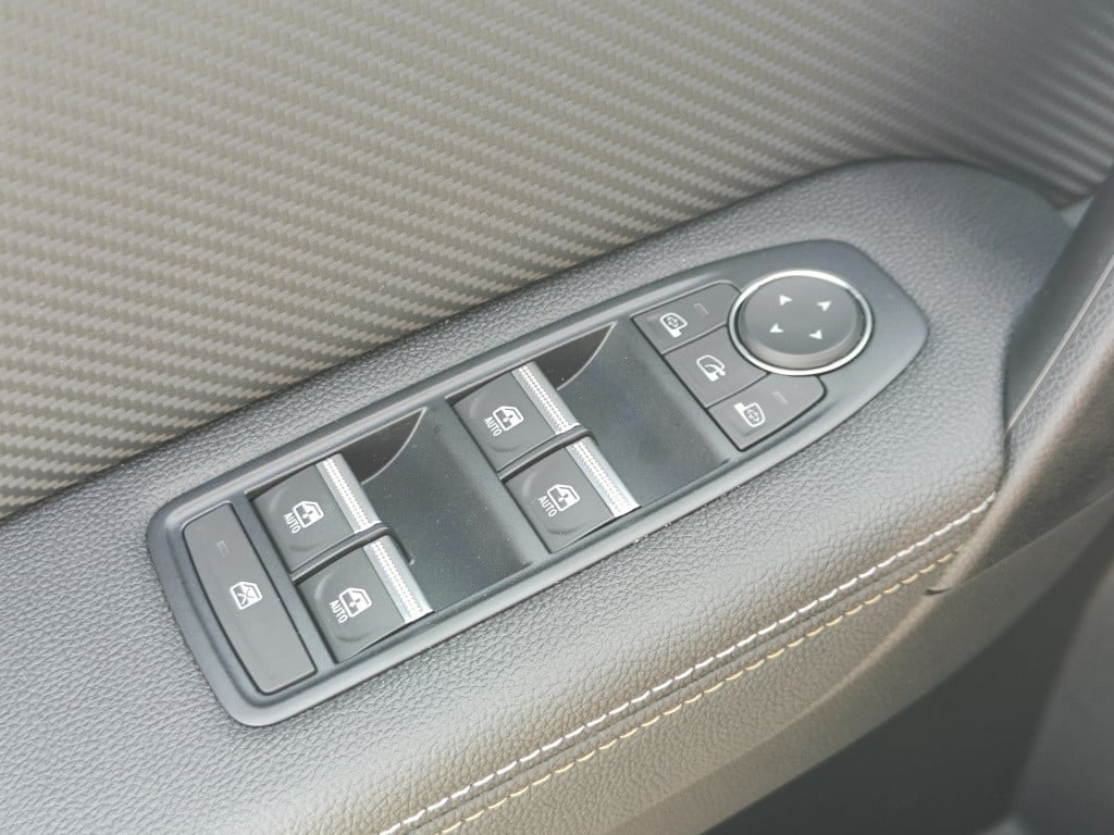 Renault Captur 1.6 e-tech hybrid 145 e-tech engineered