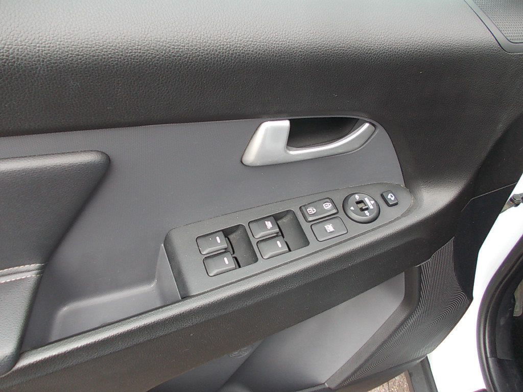 Kia Sportage 1.6 gdi airco clim. camera + nav. cruise con.