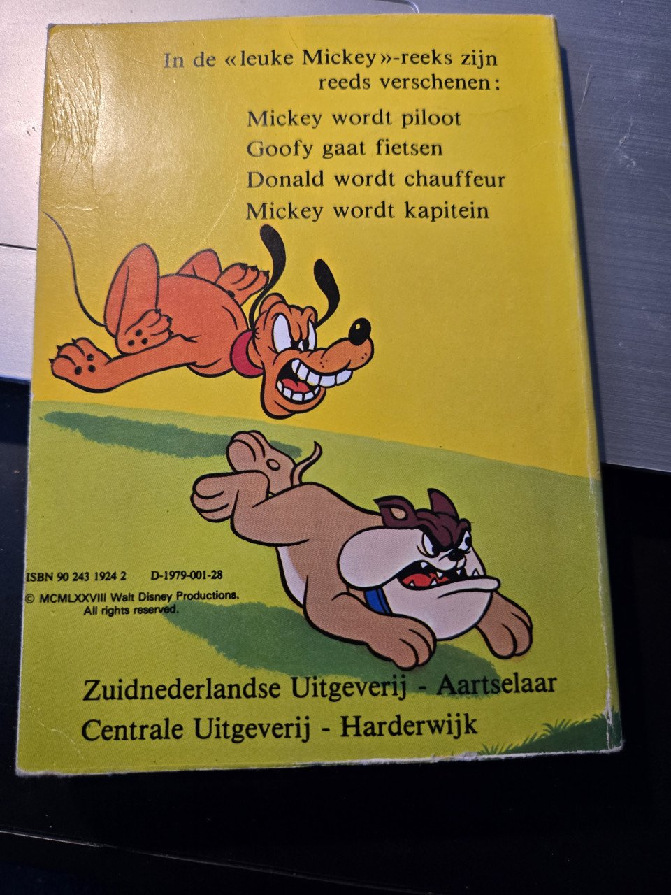 Boekje: Goofy gaat fietsen Walt Disney 1978 Kaft beetje los.