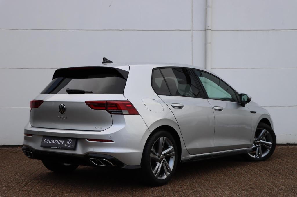 Volkswagen Golf 1.5 etsi r-line | 130pk | dsg7