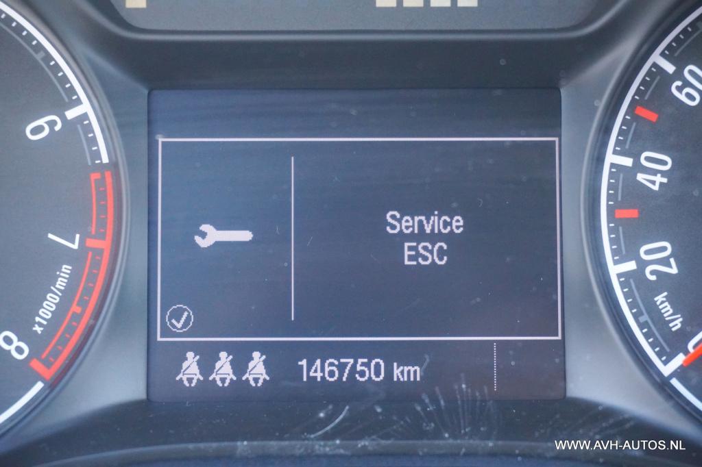 Opel Corsa 1.4 color edition
