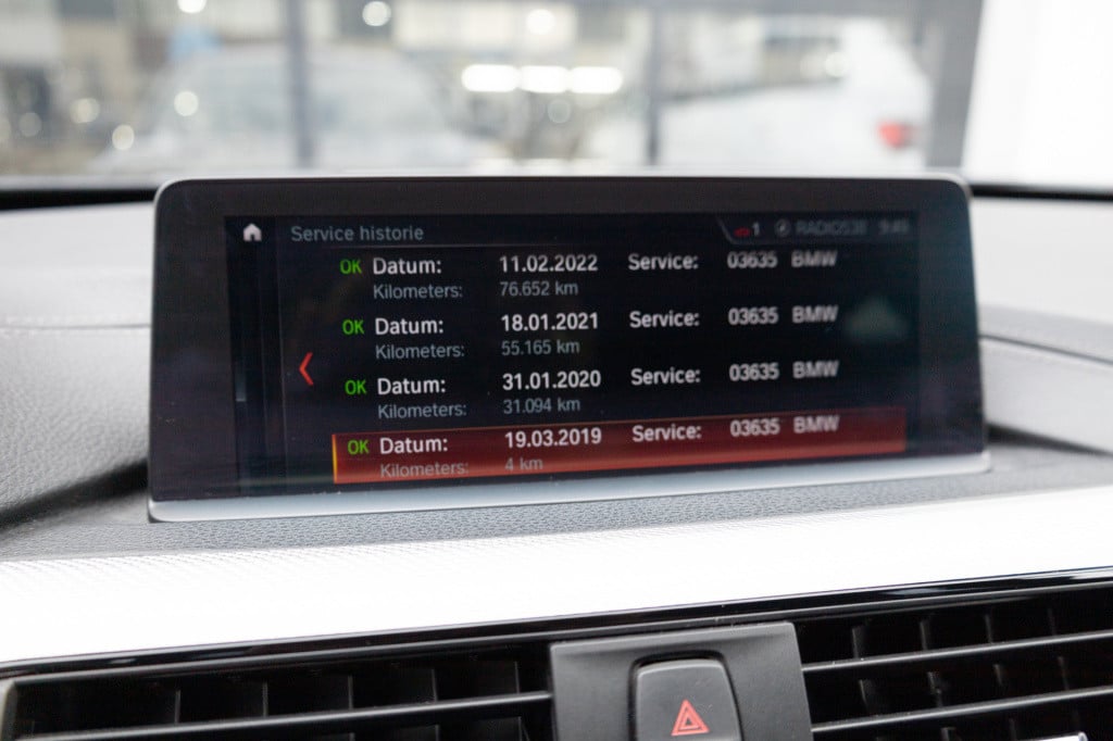 BMW 3-serie touring 318i m sport edition ✅trekhaak✅leder✅nav