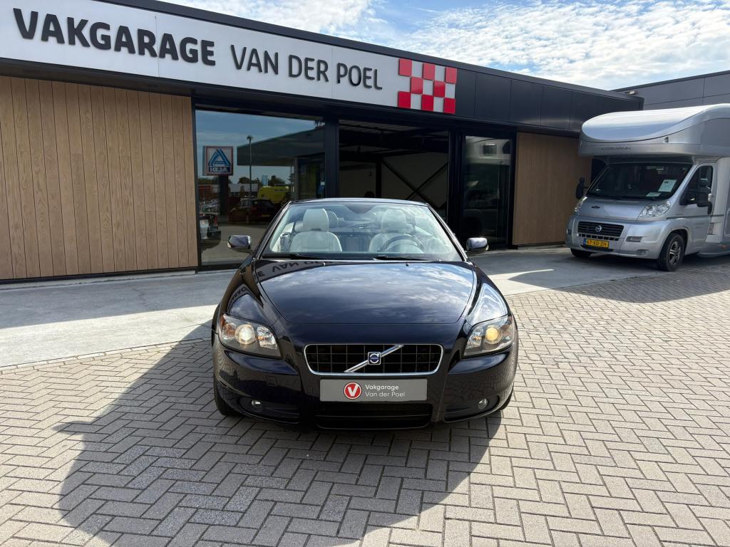 Volvo C70 convertible 2.4 momentum