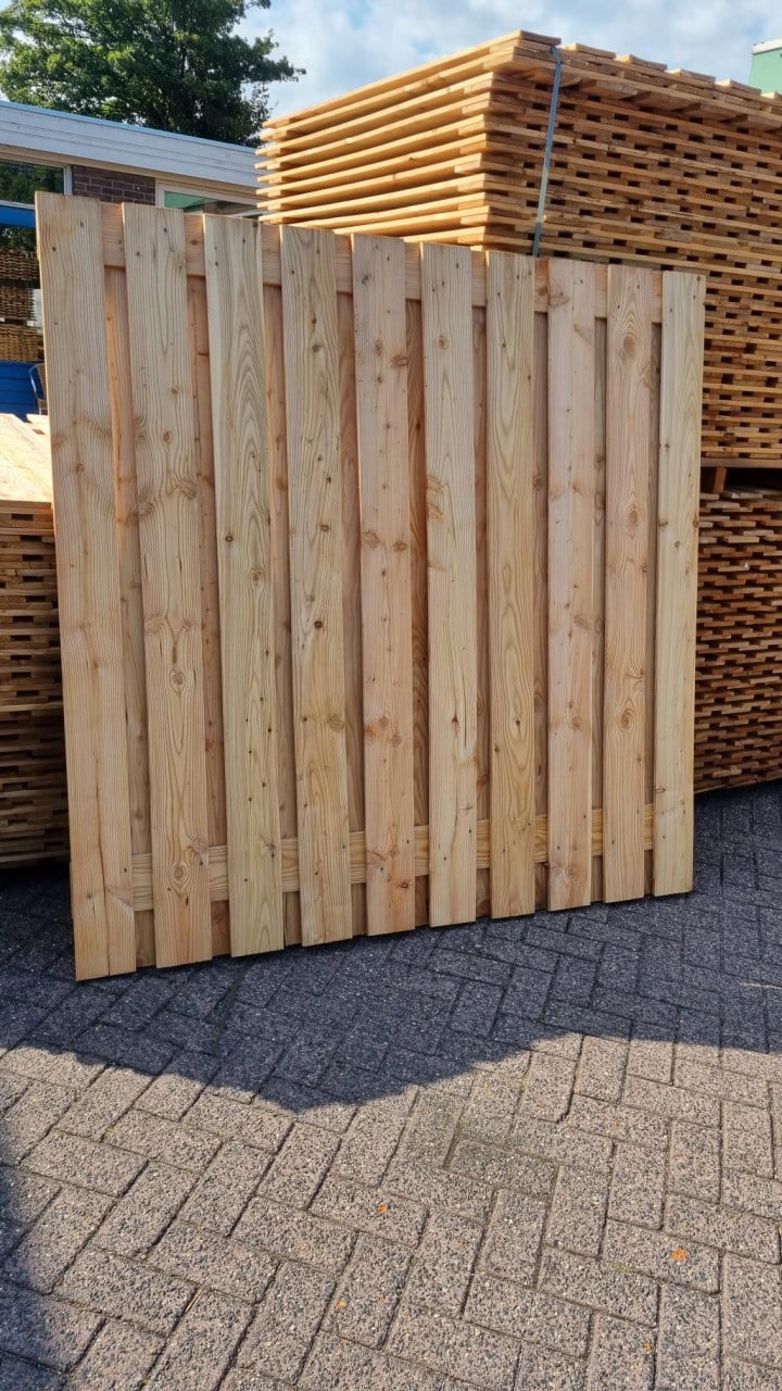 Schuttingen Douglas AANBIEDING!