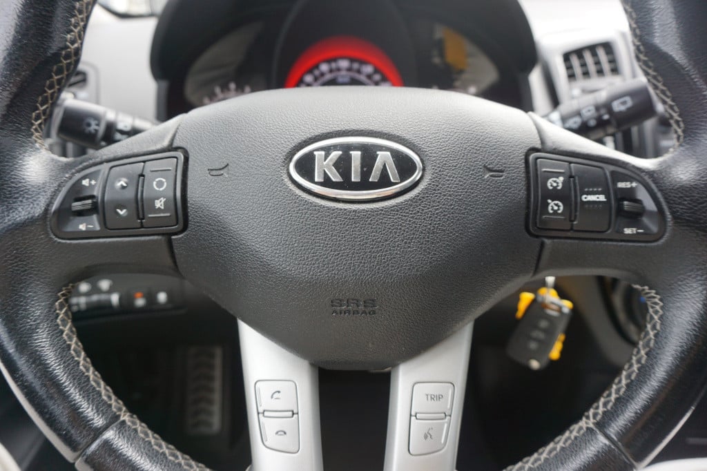 Kia Pro Cee D 1.6 cvvt seven sport airco / navi / cruise / camera / elektr.