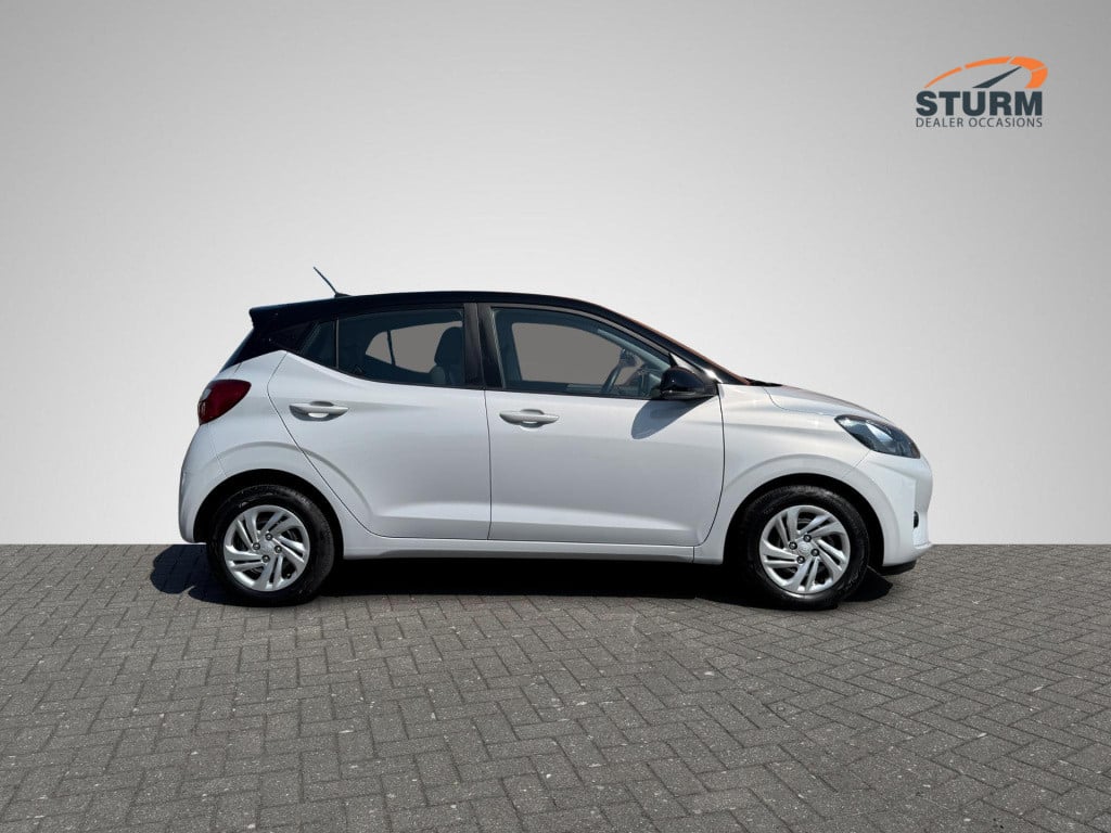 Hyundai I 10 1.0 comfort smart nieuw model! | two-tone lakkleur | navigatie
