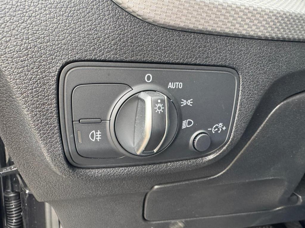 Audi Q2 35 tfsi s edition