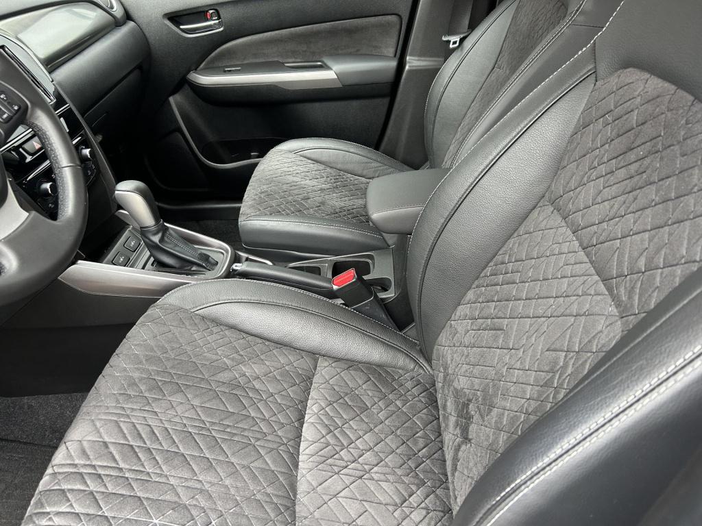 Suzuki Vitara 1.4 boosterjet style smart hybrid automaat|1500kg trekgewicht