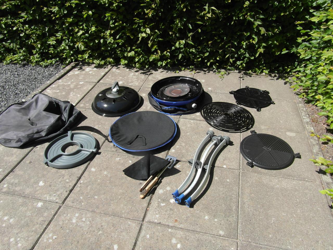 Cadac Safari Chef skottelbraai met veel accessoires in handige opbergtassen