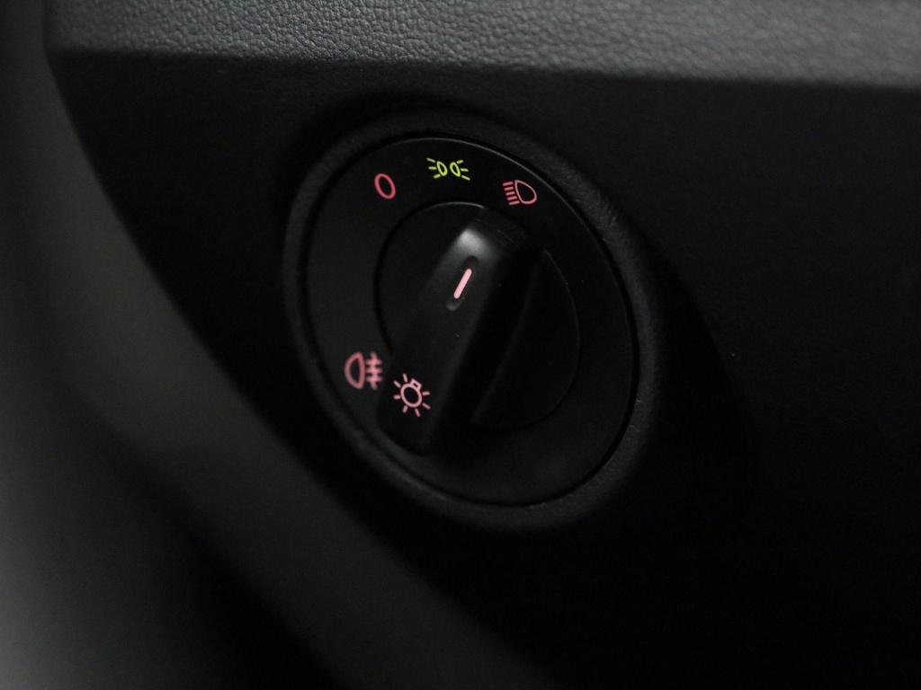 Volkswagen UP! 1.0 | dab | bluetooth | airco | 5-deurs