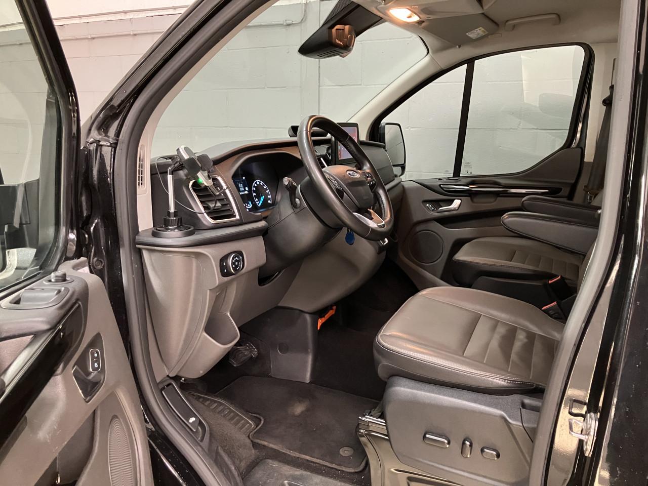 Ford Transit Custom 300 2.0 TDCi L1H1 Limited DC
