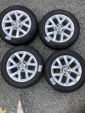 4 Winterbanden met velgen 205/60/R17 BMW X1
