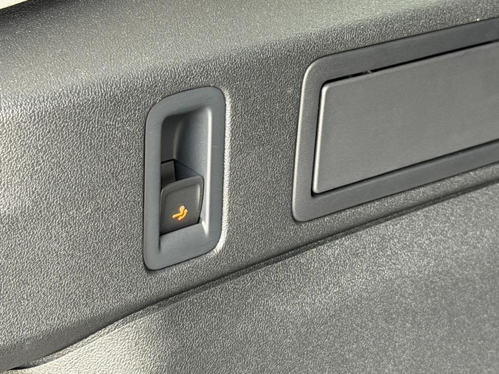 Volkswagen Tiguan 1.5 ehybrid elegance 204pk | trekhaak | 360 camera | dode