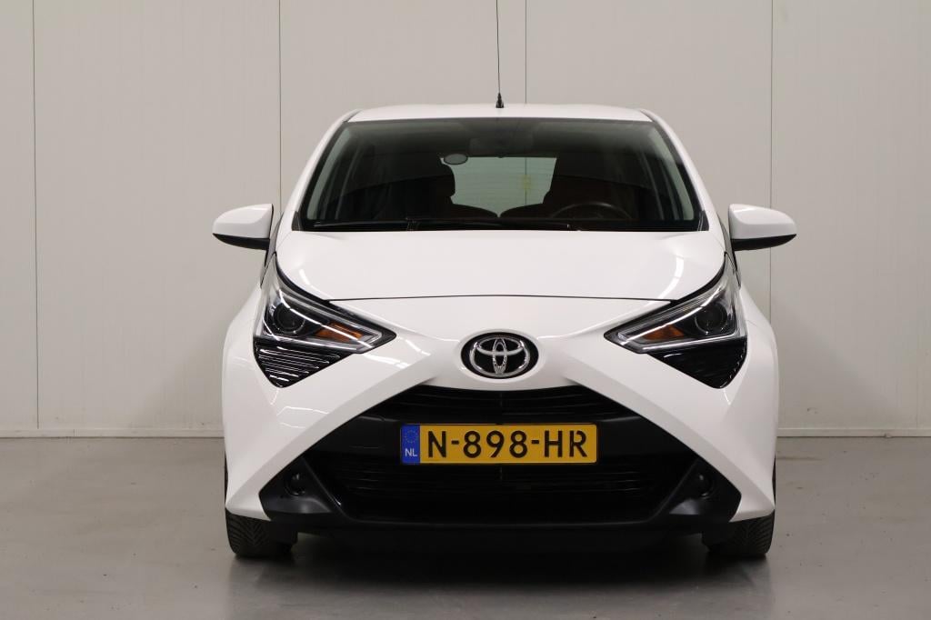 Toyota Aygo 1.0 vvt-i x-play