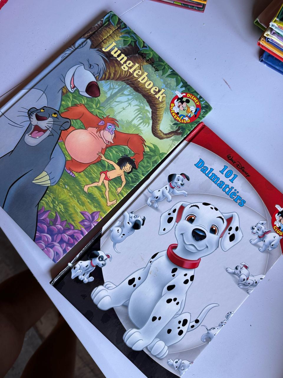 Grote collectie disney club boeken