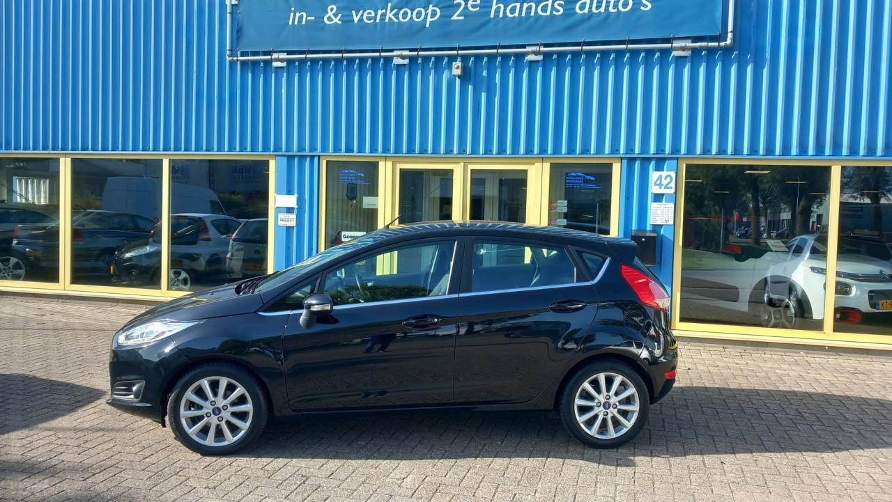 Ford FIESTA 1.0 EcoBoost Titanium 5 deurs bj:2015 airco lm-velgen i.z.g.st