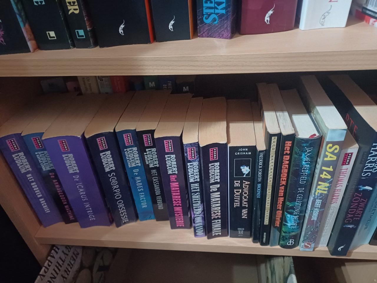 5 Bananendozen boeken te koop