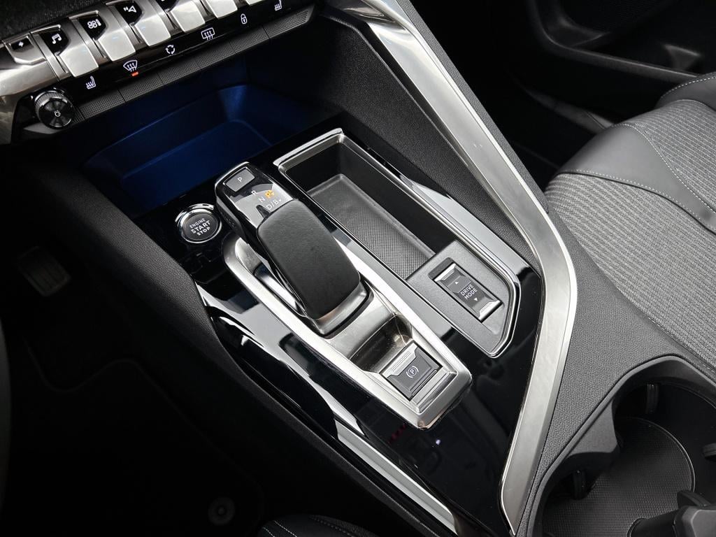 Peugeot 3008 hybrid 225 pk allure | rijklaar | stoelverwarming | elektronis