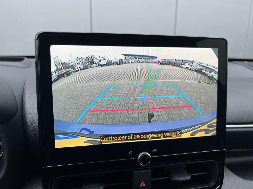 Toyota Yaris 1.5 hyb. 130 executive | trekhaak | jbl audio | half leder