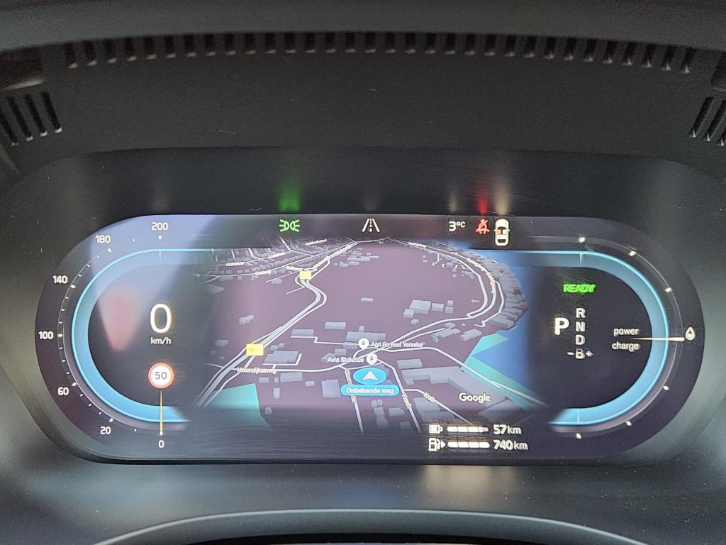 Volvo XC60 2.0 t8 plug-in hybrid awd ultimate dark r-design | luchtvering |