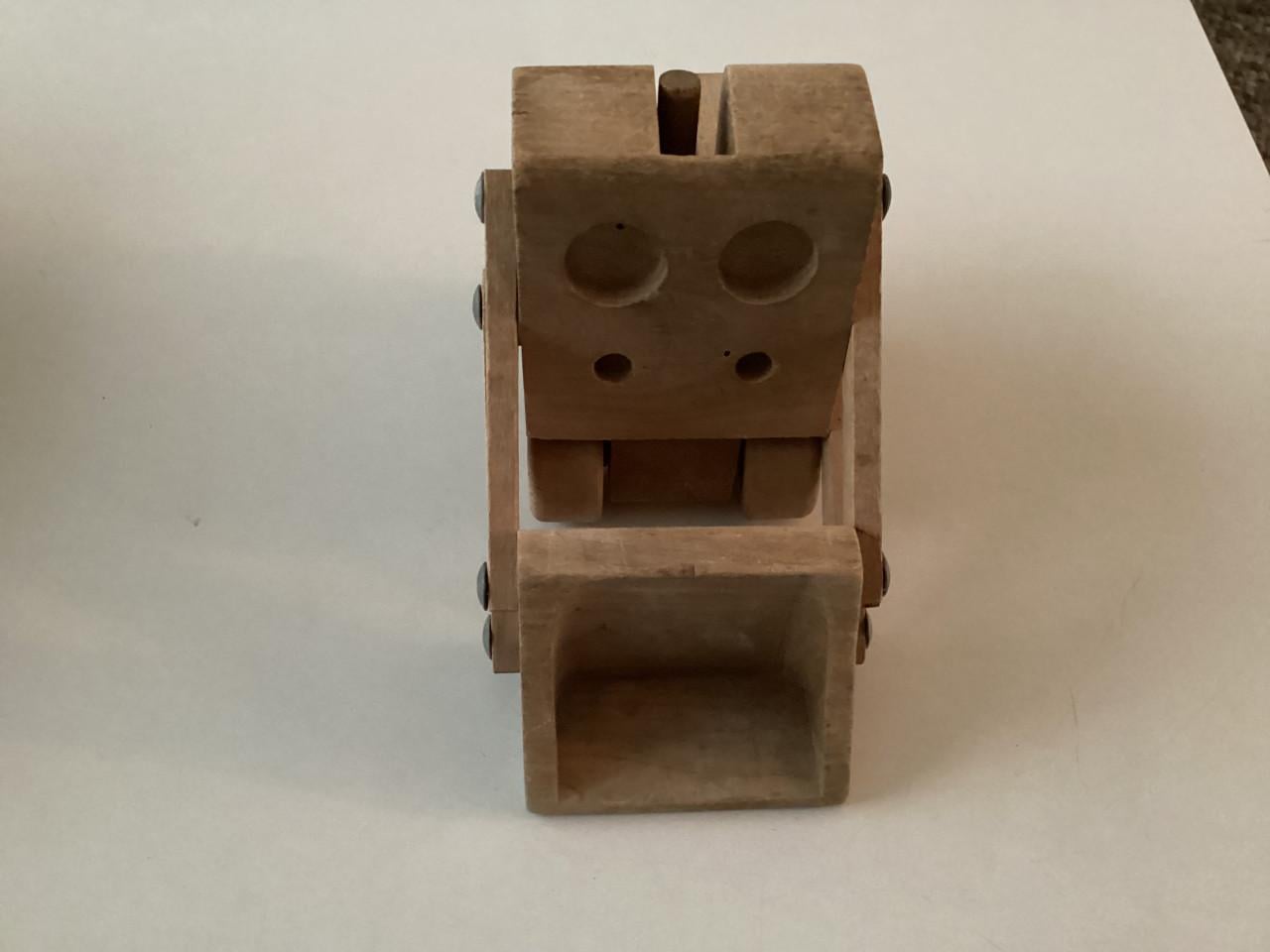 Houten shovel.  Merk: Jukka.   Finland.     Lengte: 18 cm.