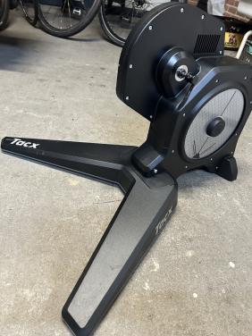 Tacx Flux S indoor fietstrainer