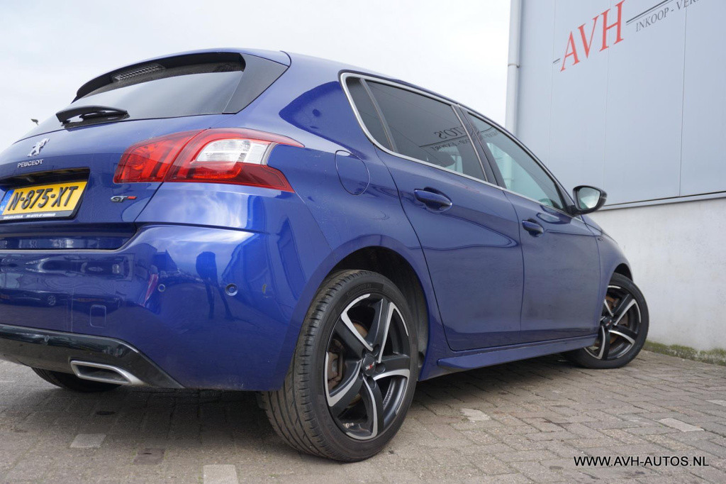 Peugeot 308 1.6 e-thp gt 205 pk