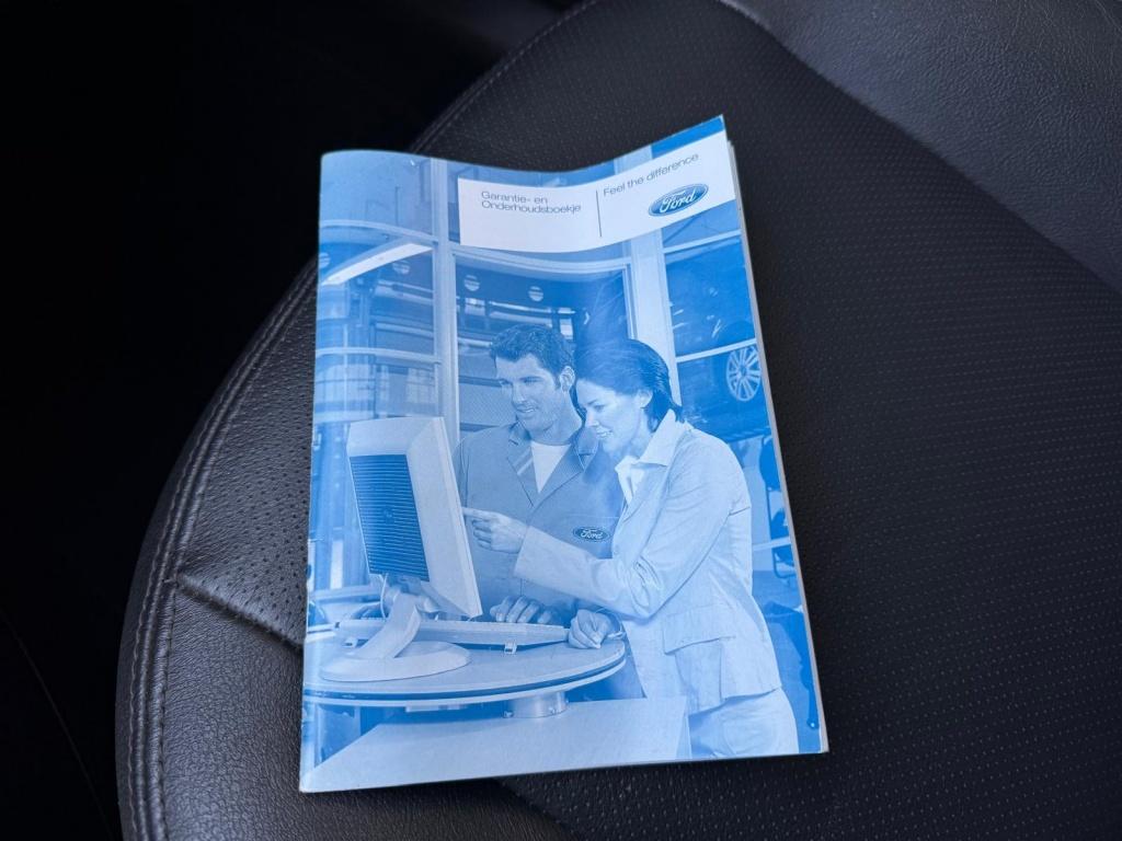 Ford Fusion 1.6-16v futura | automaat | leer