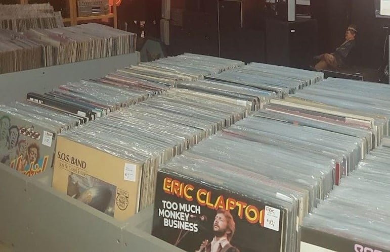 Zondag 4 mei Middelburg Boekenstad + vinyl!
