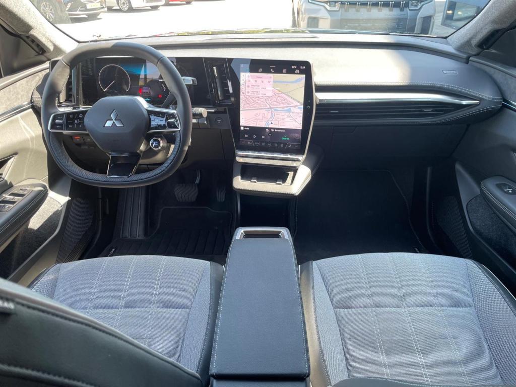 Mitsubishi Eclipse Cross intense+ 87 kwh