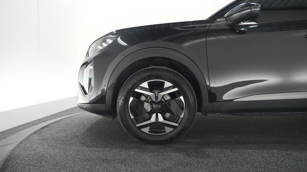 Peugeot 2008 puretech 130 eat8 gt | 360 camera | adaptieve cruise control |
