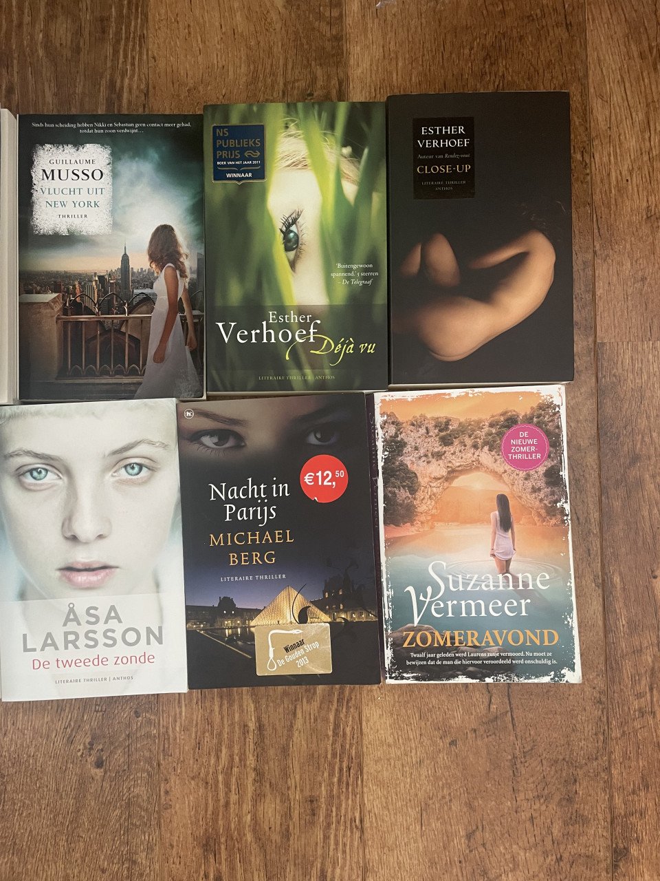 Heel veel boeken romans en thrillers