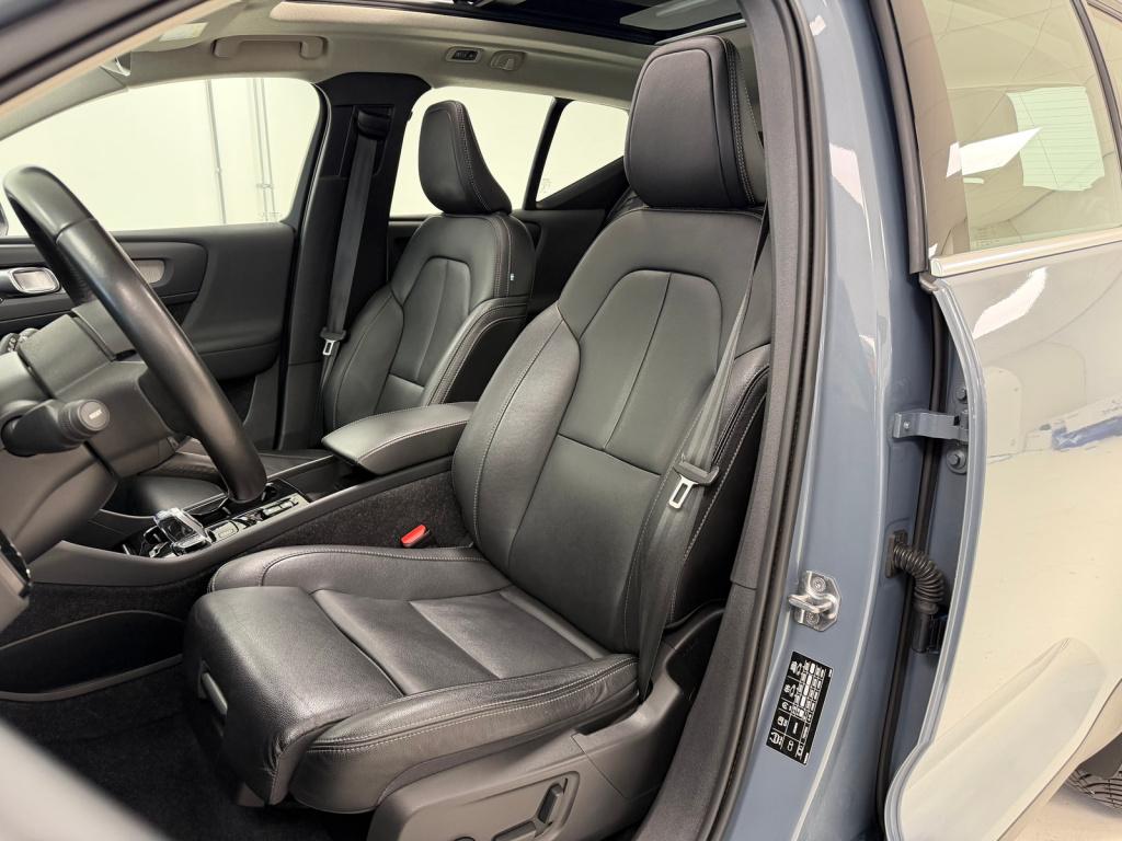 Volvo XC40 1.5 t5 recharge inscription | trekhaak | panoramadak | h&k | thu