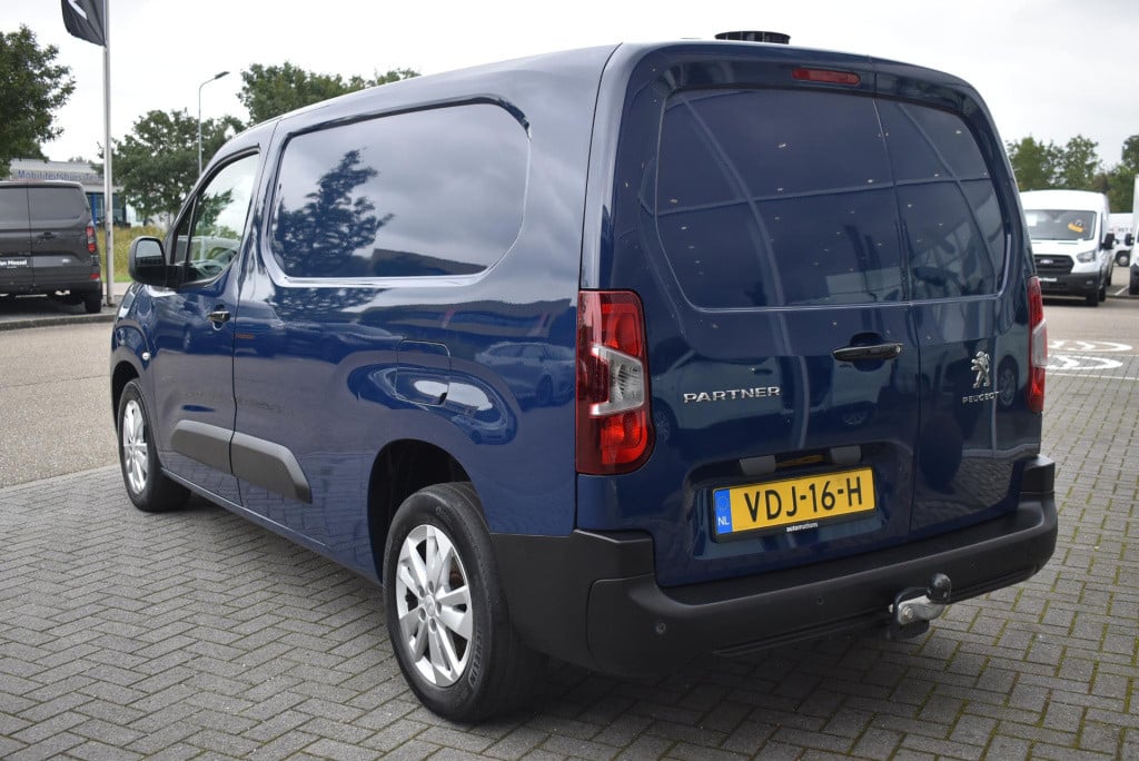 Peugeot Partner 1.5 bluehdi premium long | trekhaak | cruise control | navi