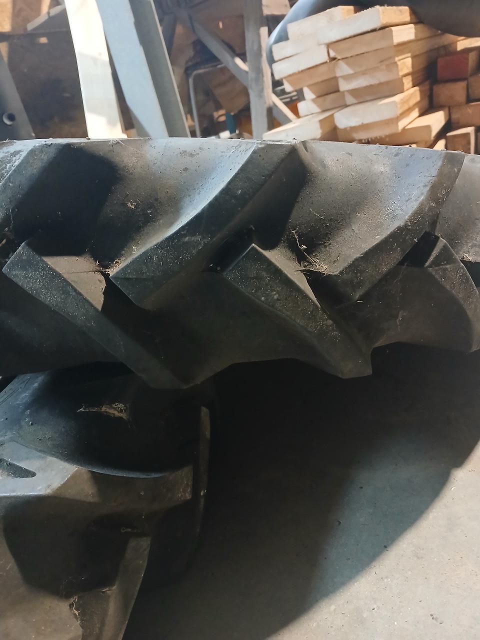 Minitractor banden 6.00_16. Agrar