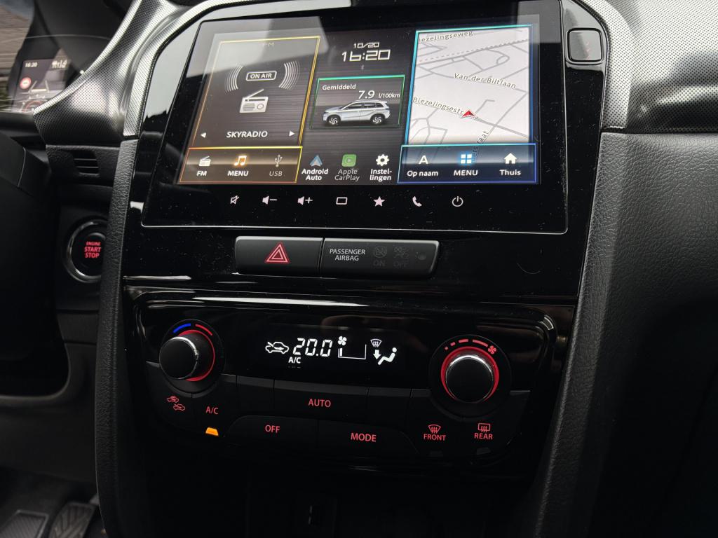 Suzuki Vitara 1.4 boosterjet style smart hybrid