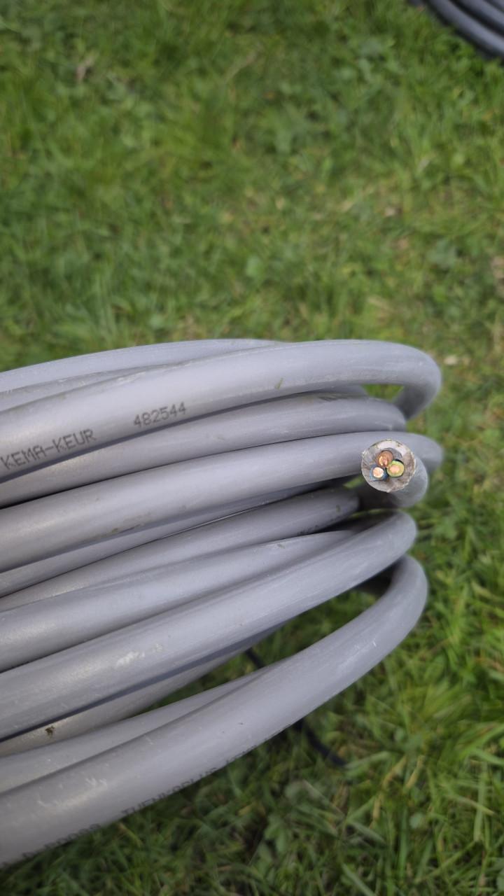 Installatiekabel 2.5mm² reststukken (3x2.5 & 2x2.5 + aarde) – goede staat