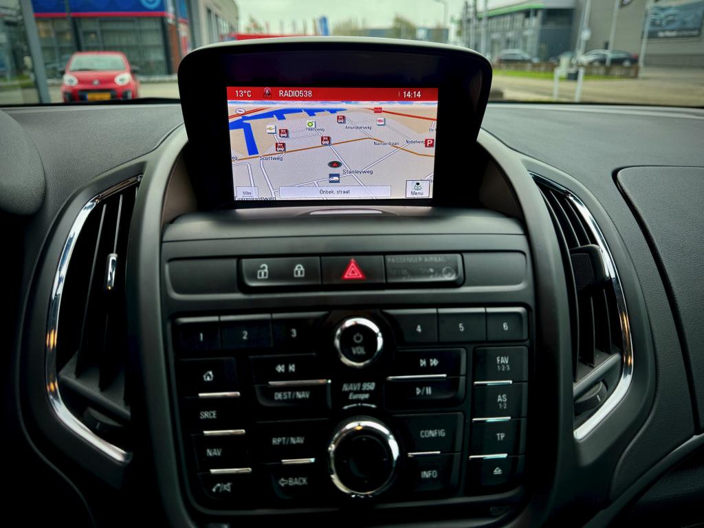 Opel Zafira tourer 1.4 cosmo 7p. ecc cruise leder navi