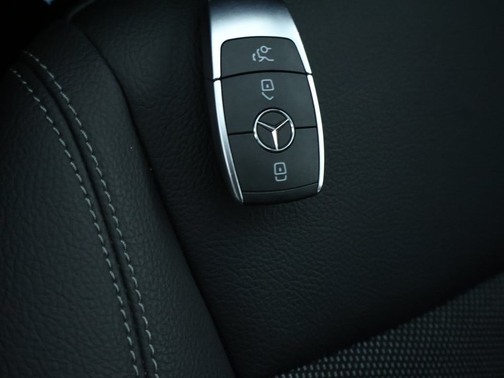 Mercedes-Benz B-Klasse 180 star edition luxury line trekhaak | dodehoek ass