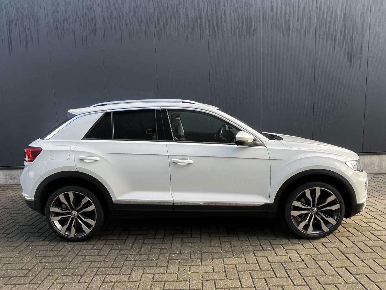 Volkswagen T-Roc 1.5 TSI Sport*NL-AUTO*DSG*TREKHAAK*