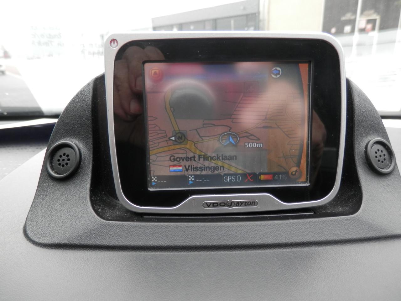 Auto Garant Biedt Aan: Mitsubishi Colt 1.3 Edition Two