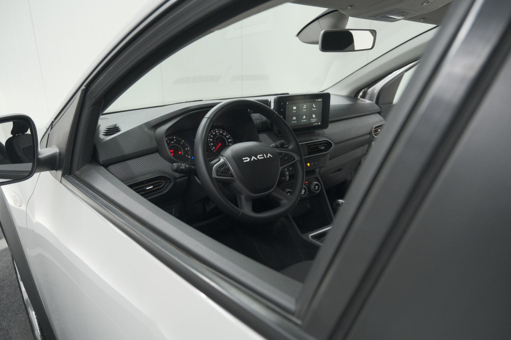 Dacia Sandero Stepway tce 90 expression | camera | dodehoekdetectie | navig