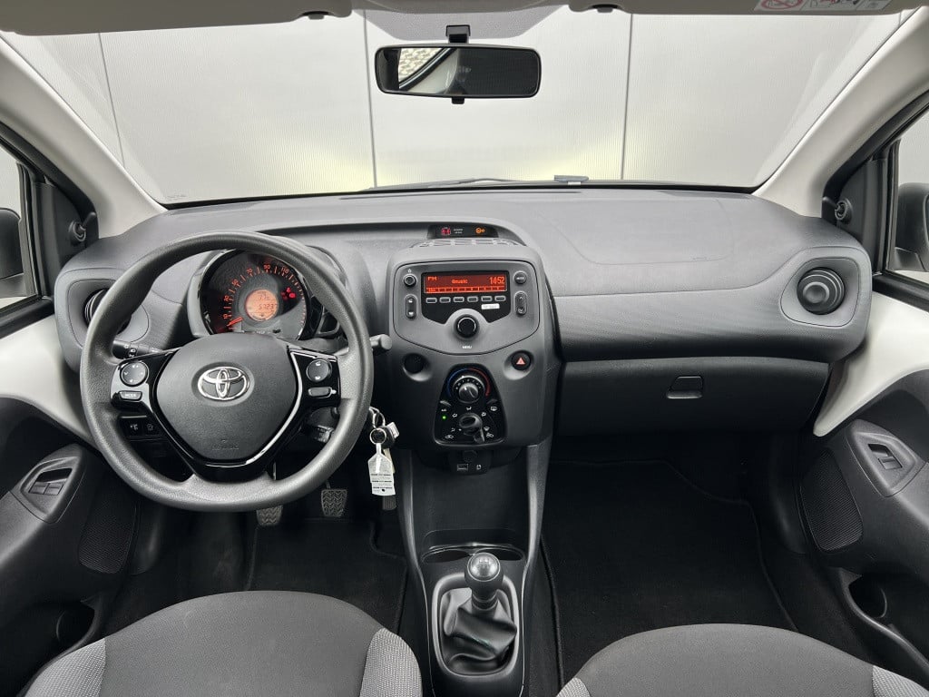 Toyota Aygo 1.0 vvt-i x-fun