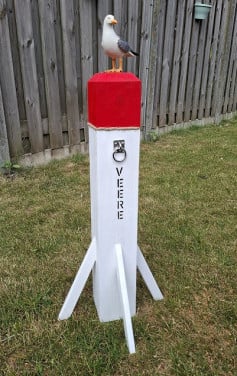 Meerpaal Veere met Meeuw  Bieden Vanaf €50