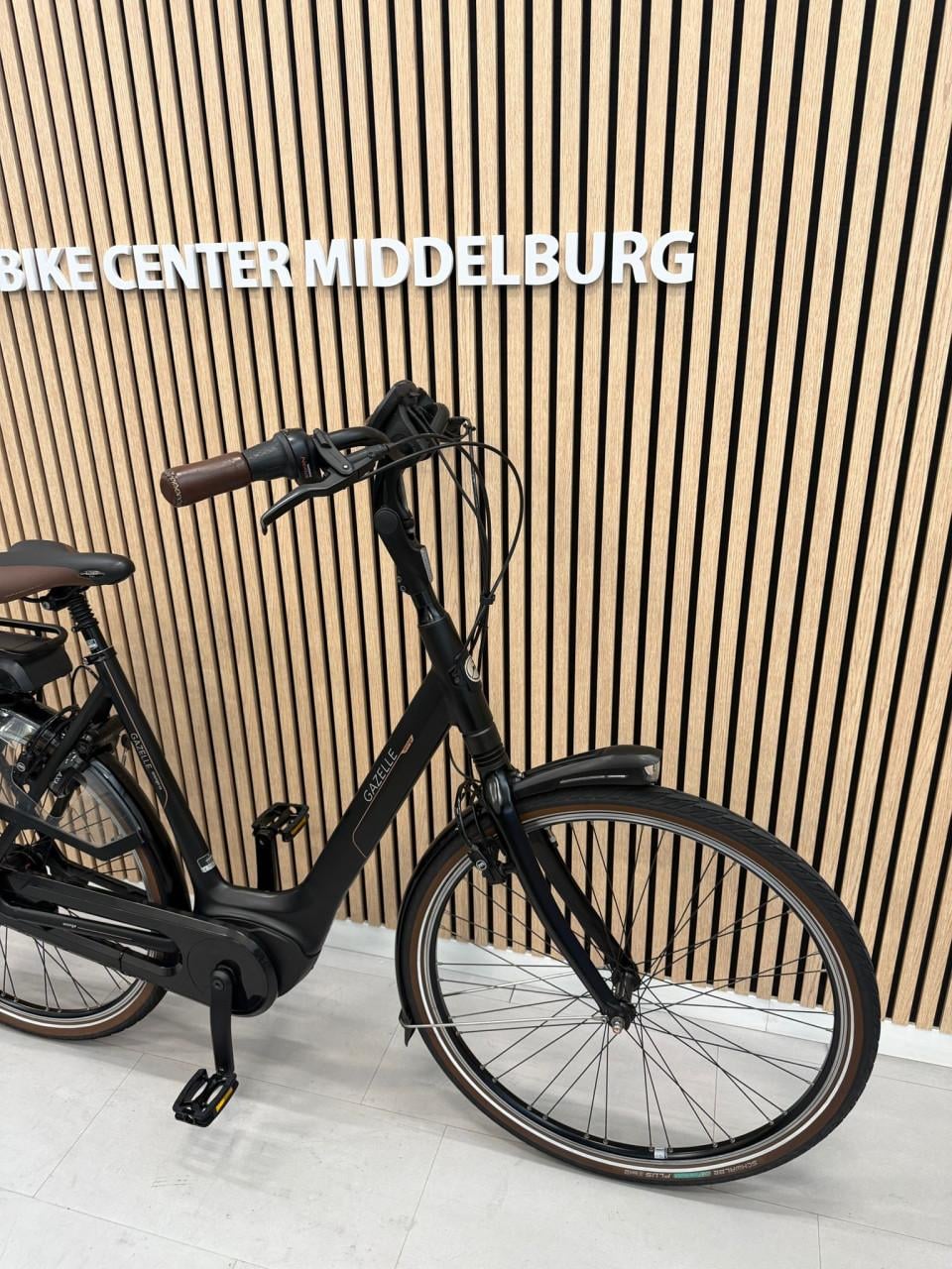 Gazelle Orange C8 Bosch Active Line Plus 57CM 400Wh