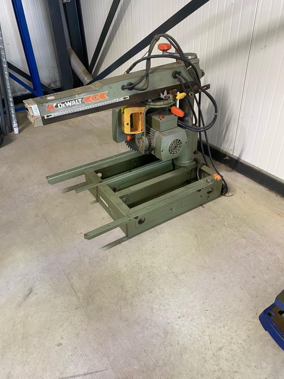 Dewalt radiaal afkortzaag
